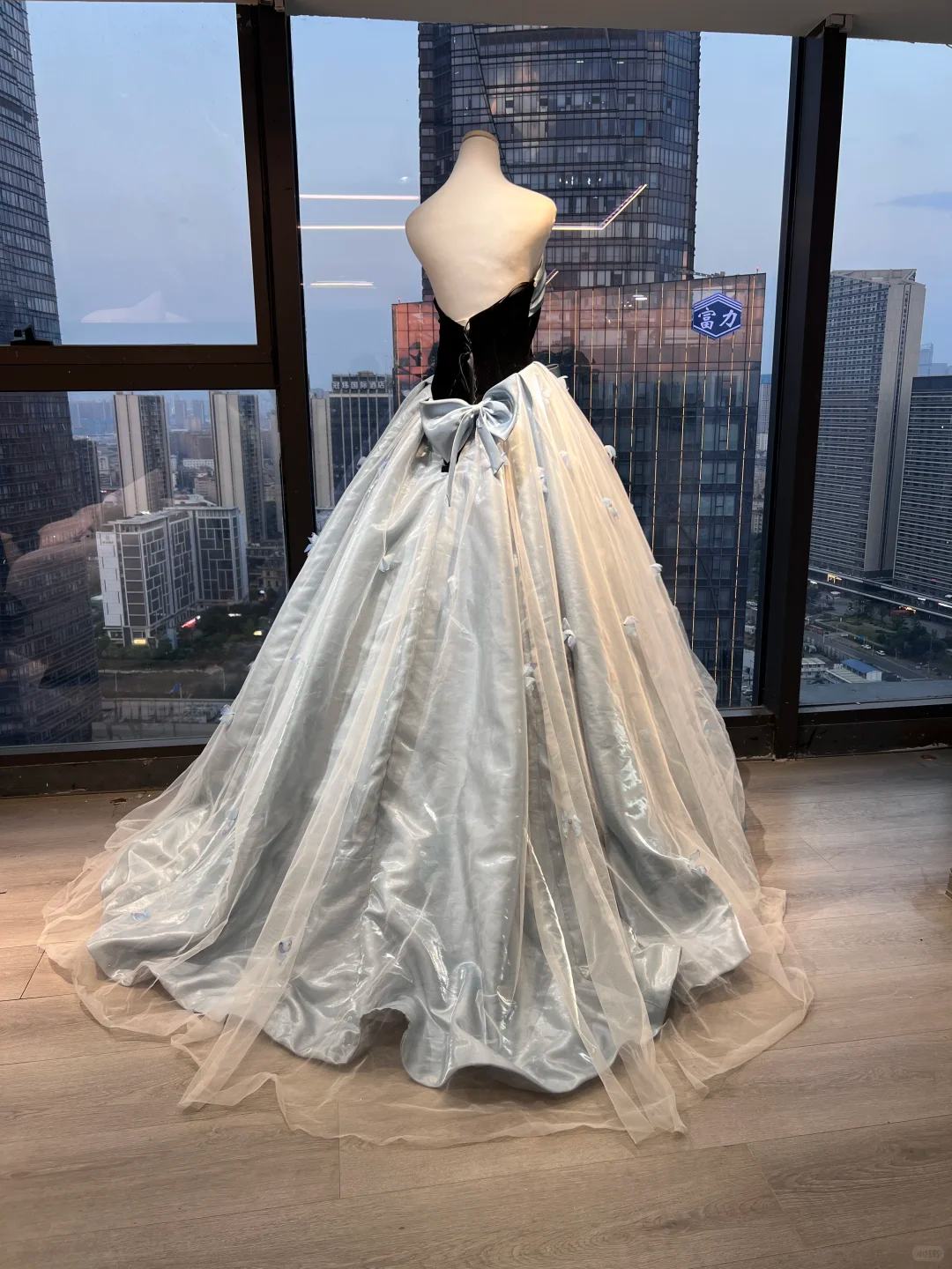 Strapless Black Ice Blue Contrast Ball Gown Velvet Bodice Satin Bow Shiny Tulle Prom Dress  NV7035