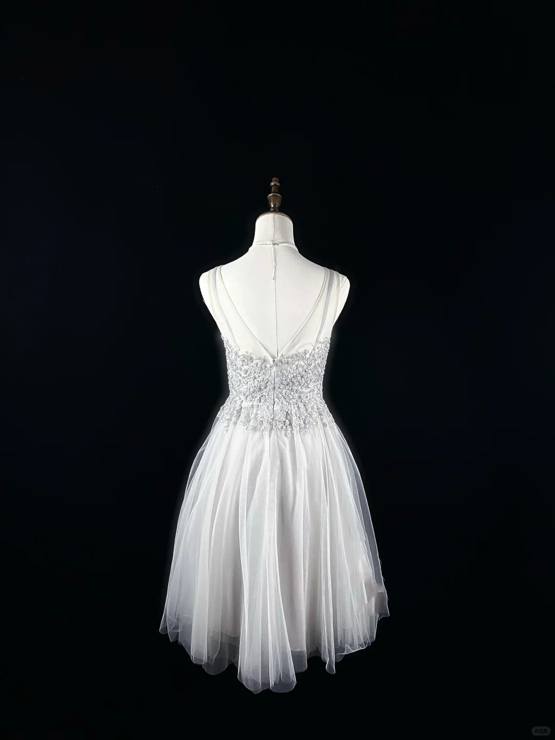 Silbernes kurzes Heimkehrkleid mit Pailletten, Spitze und Tüll, Ballkleid, Geburtstagskleid, nv4496