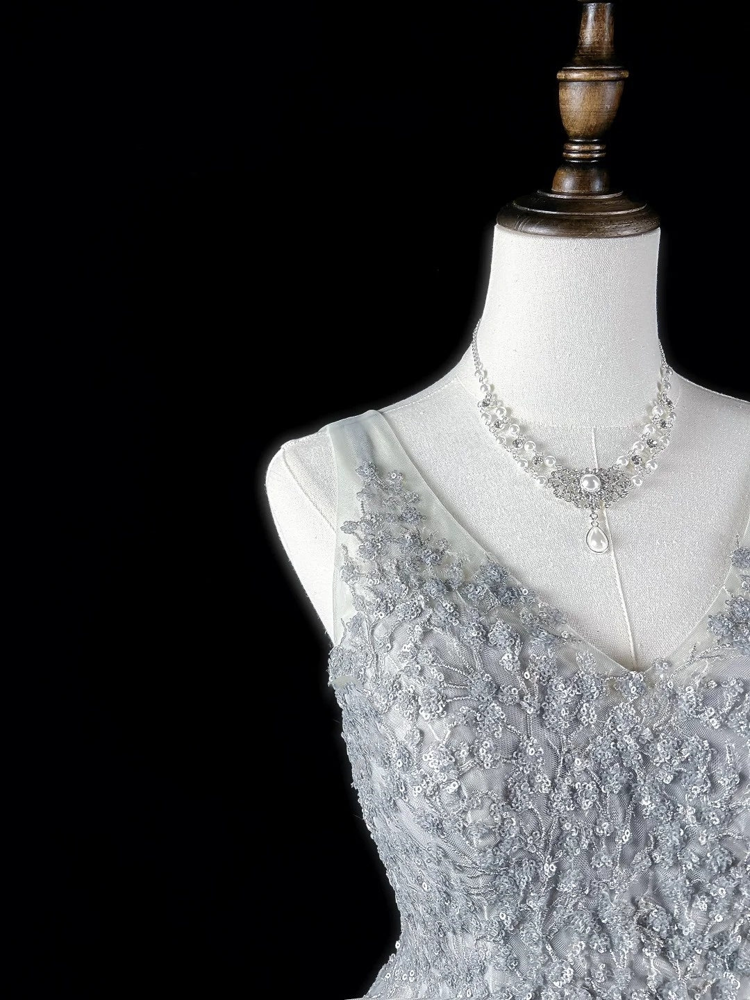 Silbernes kurzes Heimkehrkleid mit Pailletten, Spitze und Tüll, Ballkleid, Geburtstagskleid, nv4496