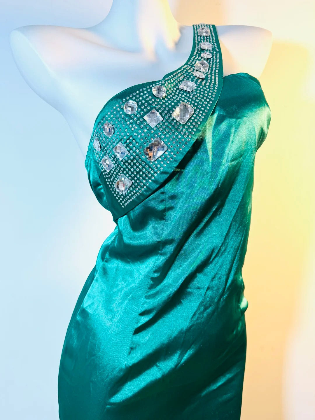 Green beaded one shoulder fashion exquisite short satin homecoming dress birthday party dress nv5308