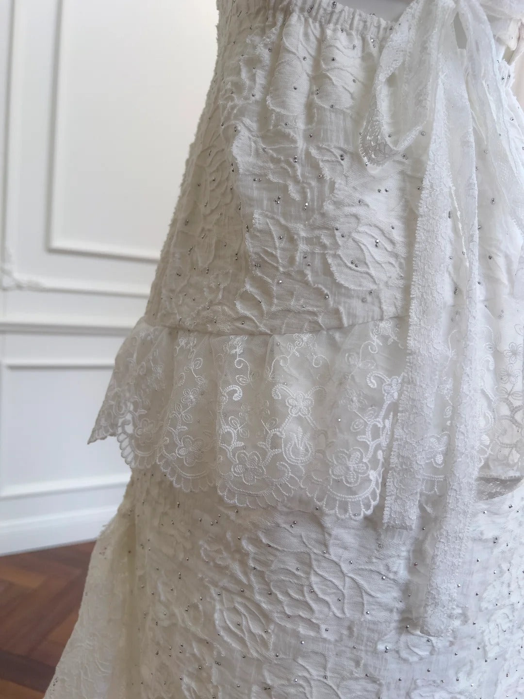 Robe de soirée longue en mousseline de soie, élégante et élégante, en dentelle blanche, douce et perlée, robe de bal, robe de soirée, robe d'anniversaire, robe de soirée, nv4139