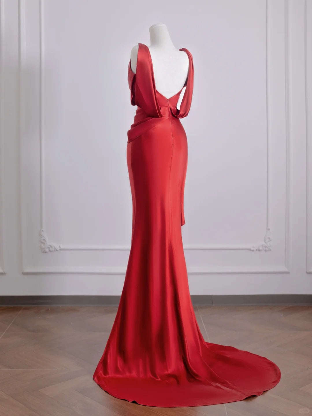 Red Elegant Fashion Backless Long Satin Prom Dress Evening Dress nv4974