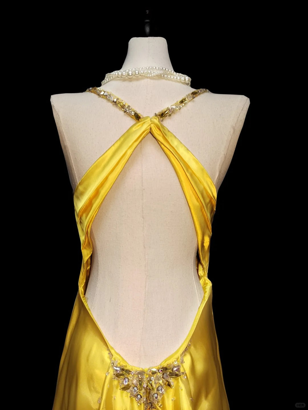 Gelbes, elegantes V-Ausschnitt, exquisiter Edelstein, langer Meerjungfrau-Schlank-Fischschwanzrock, Satin, bodenlange Schleppe, Ballkleid, Abendkleid, Partykleid, Ballkleid, nv3864