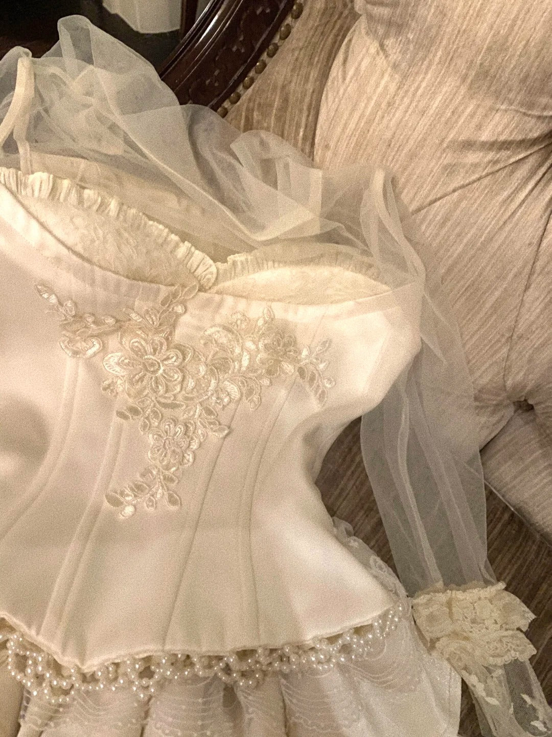 White Sweet Pearl Beading Short Satin Lace See-through Homecoming Dress Prom Dress Birthday Dress nv4522