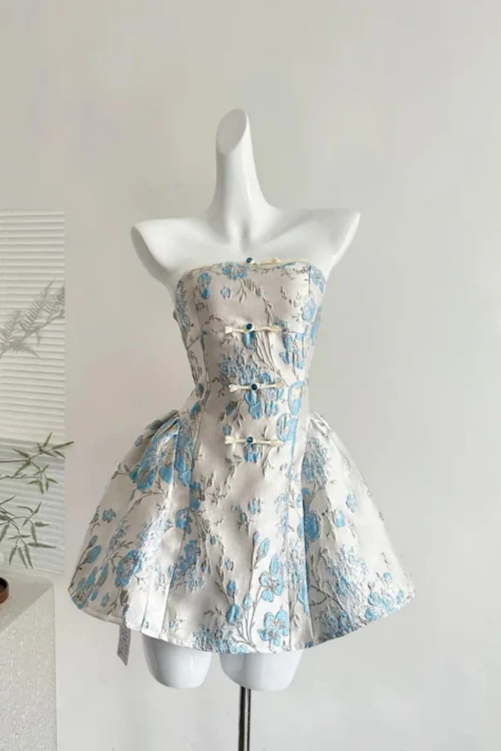 White exquisite blue floral short satin homecoming dress birthday party dress nv5261
