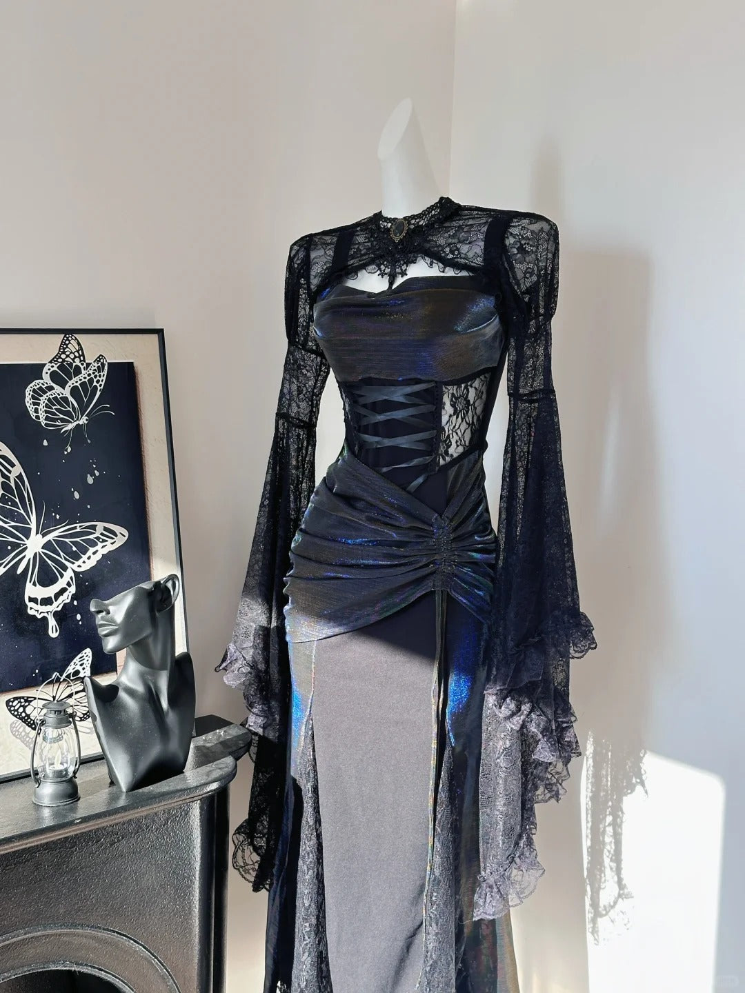 Black Vintage Elegant Delicate Lace Long Satin Ball Gown Evening Gown Birthday Party Dress Prom Gown nv4047