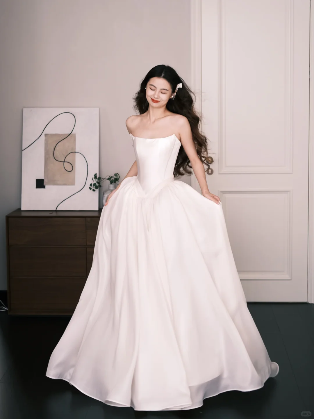 Strapless Satin Ball Gown Wedding Dress Corset Bodice Long Train Bridal Gown  NV7204