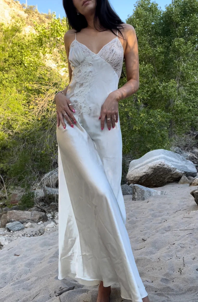 Ivory Stunning Floral Lace Adjustable Spaghetti-Shoulder Floor-Length Edgy Long Satin Cocktail Party Dress party dress nv4105