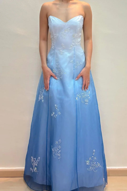NiceVestidos-Blue and white exquisite floral fashion gradient tube top long floor-length ball gown graduation dress nv5523