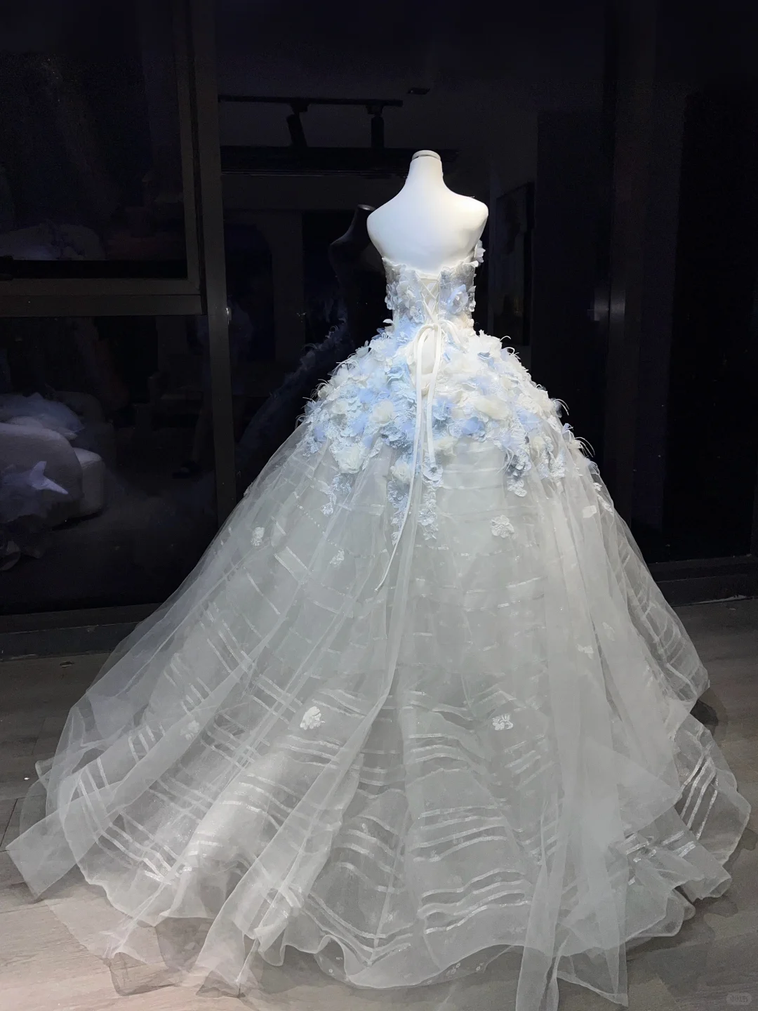 White Blue Ombre Strapless Ball Gown Wedding Dress 3D Flower Tulle Bridal Prom Gown  NV7065