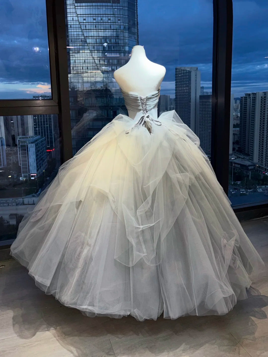 Strapless Off White Princess Ball Gown Ruched Tulle 3D Pink Rose Formal Wedding Prom Dress  NV6982