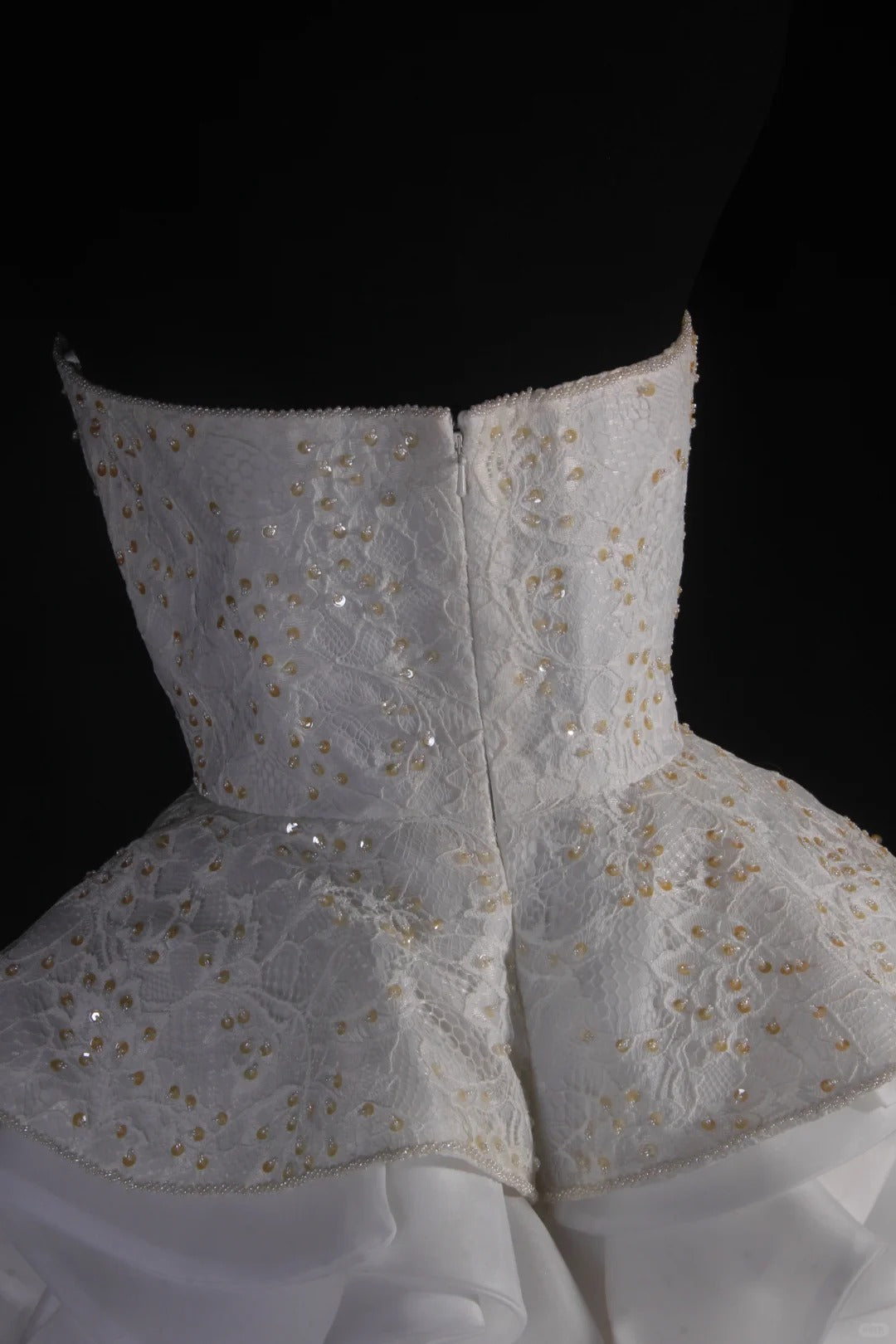 White Gorgeous Delicate Beaded Short Tulle Homecoming Gown Princess Prom Dress Evening Gown Wedding Dress nv4126