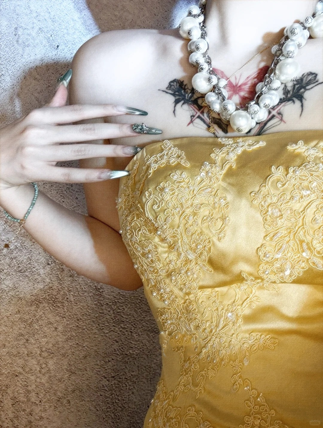 Gelb wunderschöne exquisite Perlen lange Satin Ballkleid Abendkleid Partykleid nv4374