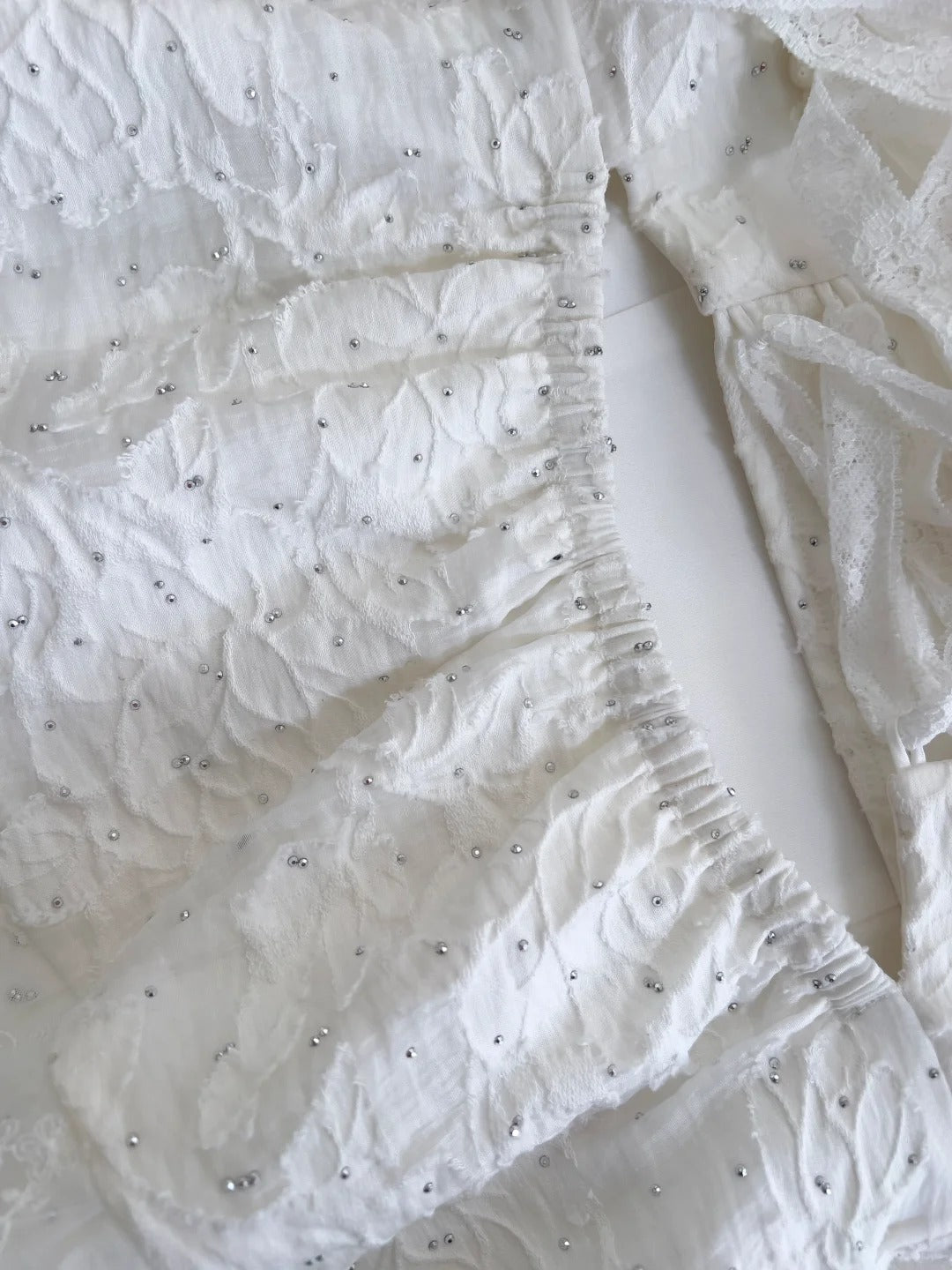 Robe de soirée longue en mousseline de soie, élégante et élégante, en dentelle blanche, douce et perlée, robe de bal, robe de soirée, robe d'anniversaire, robe de soirée, nv4139