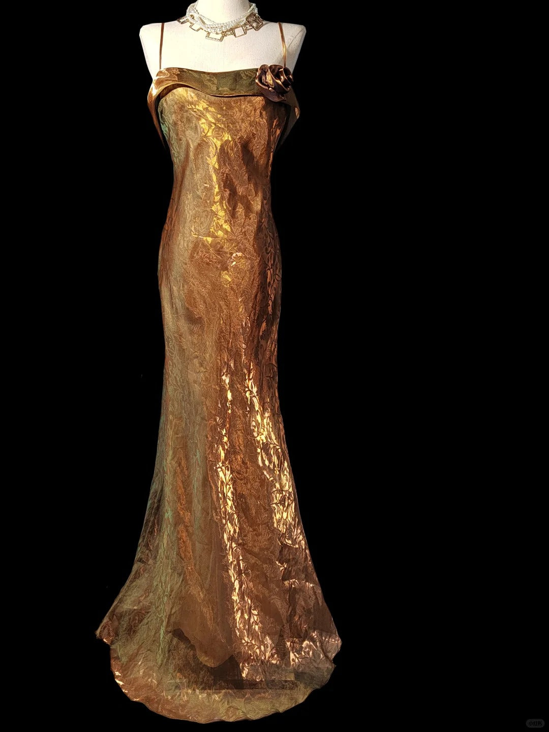 Goldgrünes, wunderschönes, modisches, elegantes, dunkles Muster, lange Spaghettiträger aus Satin mit Meerjungfrauenschwanz, Ballkleid, Abendkleid, Geburtstagspartykleid, Ballkleid, NV3968