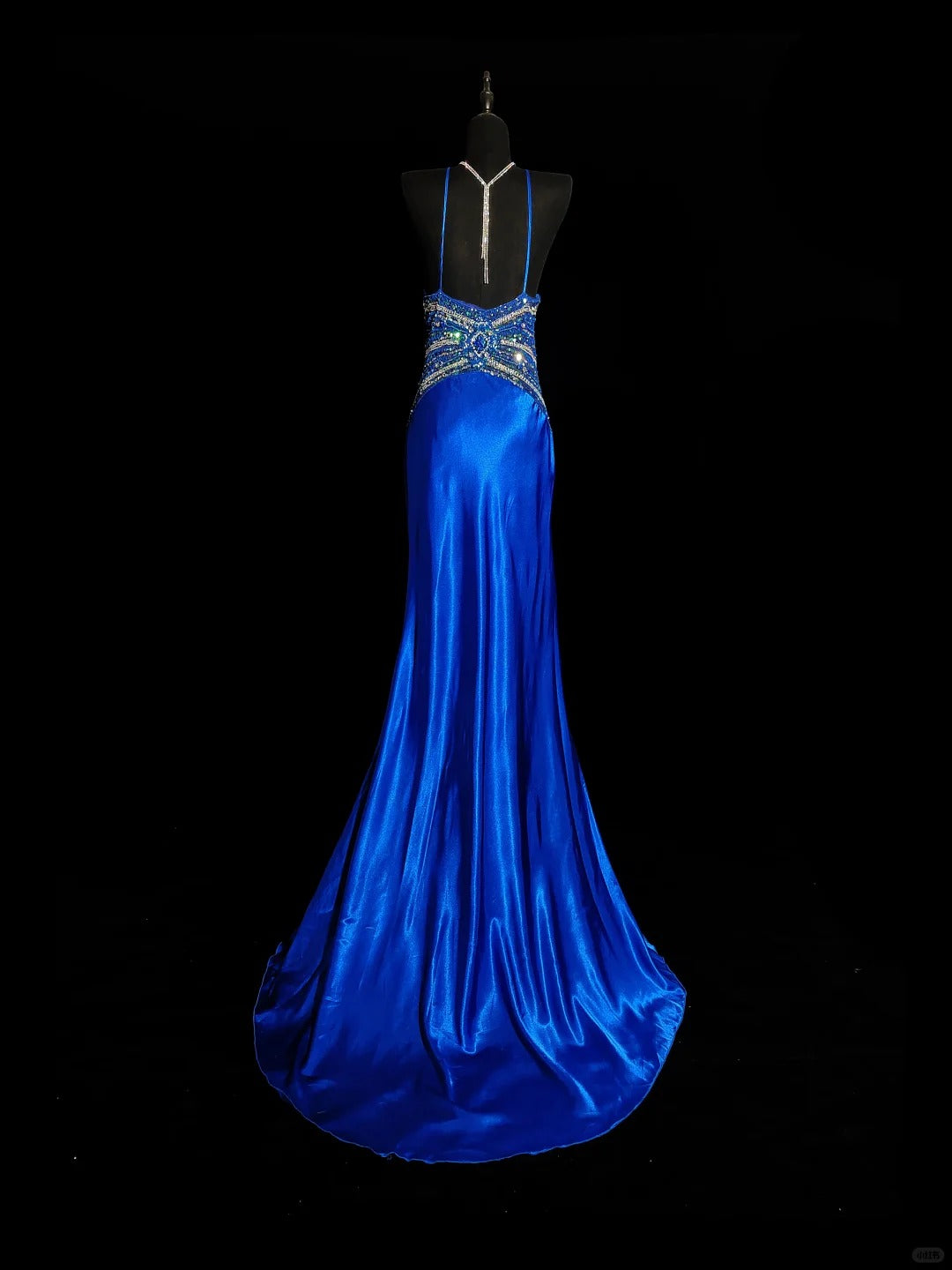 Blue Gorgeous Retro Elegant Exquisite Beaded Backless Long Floor Length Trail Satin Ball Gown Evening Gown Party Dress Prom Gown nv3964
