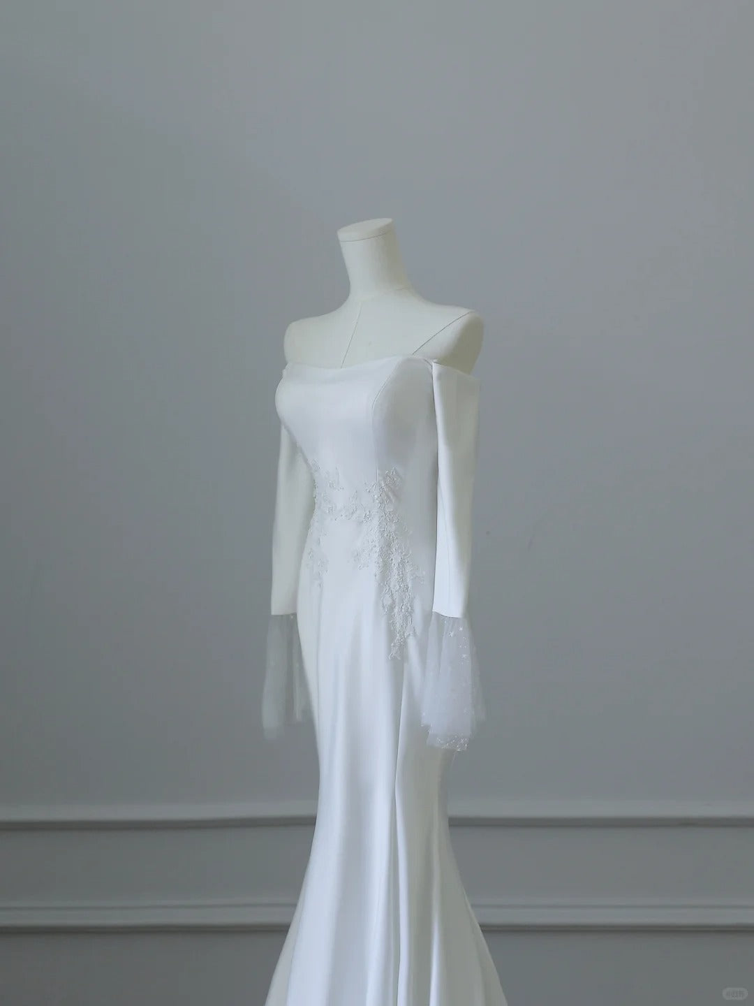 White simple fashion applique mermaid elegant long satin ball gown evening dress wedding dress nv4339