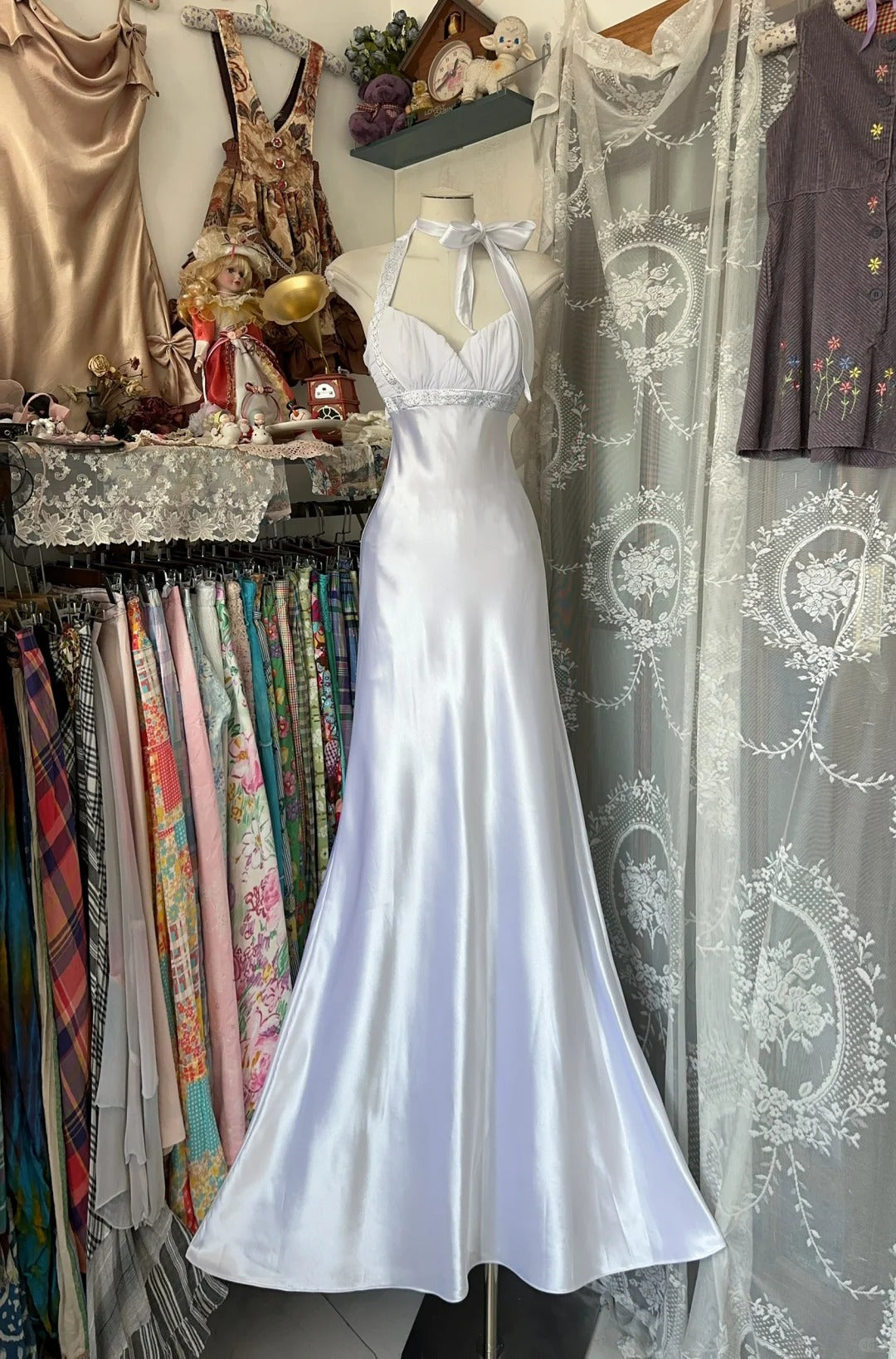 White Vintage Elegant Long Mermaid Satin Evening Gown Party Dress Prom Dress nv4209