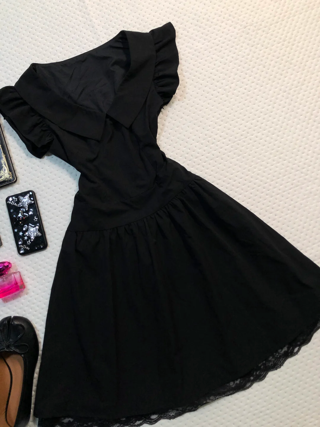 Black Short Homecoming Dress Lapel V Neck Flutter Sleeve A-Line Lace Hem Vintage Cocktail Gown  NV6920