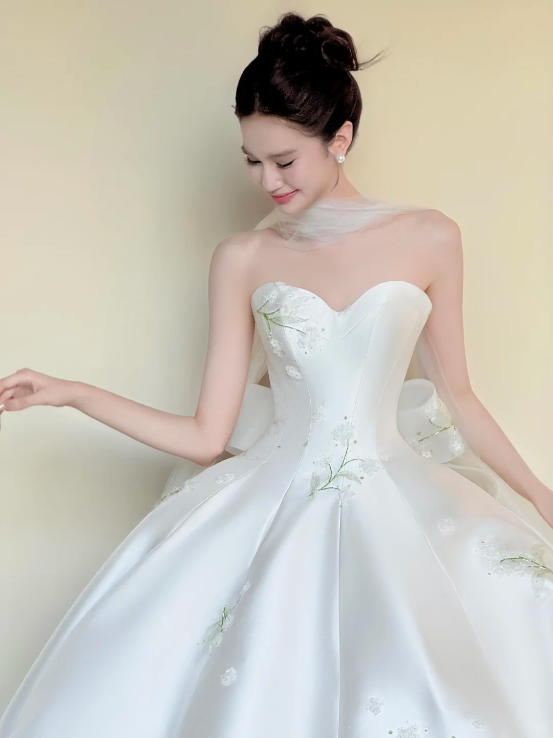 White Sweetheart Satin Ballgown Wedding Dress, Floral Embroidery Tulle Cape Bridal Gown  NV7440