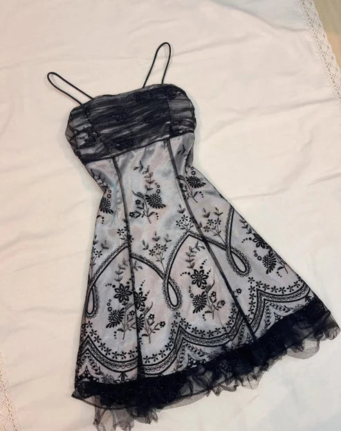 Robe de soirée courte en mousseline de soie à bretelles spaghetti, grise et noire, chic et florale, nv4346