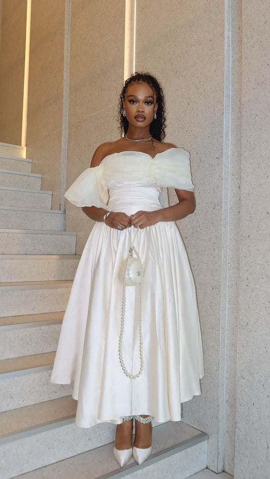 Robe de soirée élégante longue en satin et tulle blanc nv2953