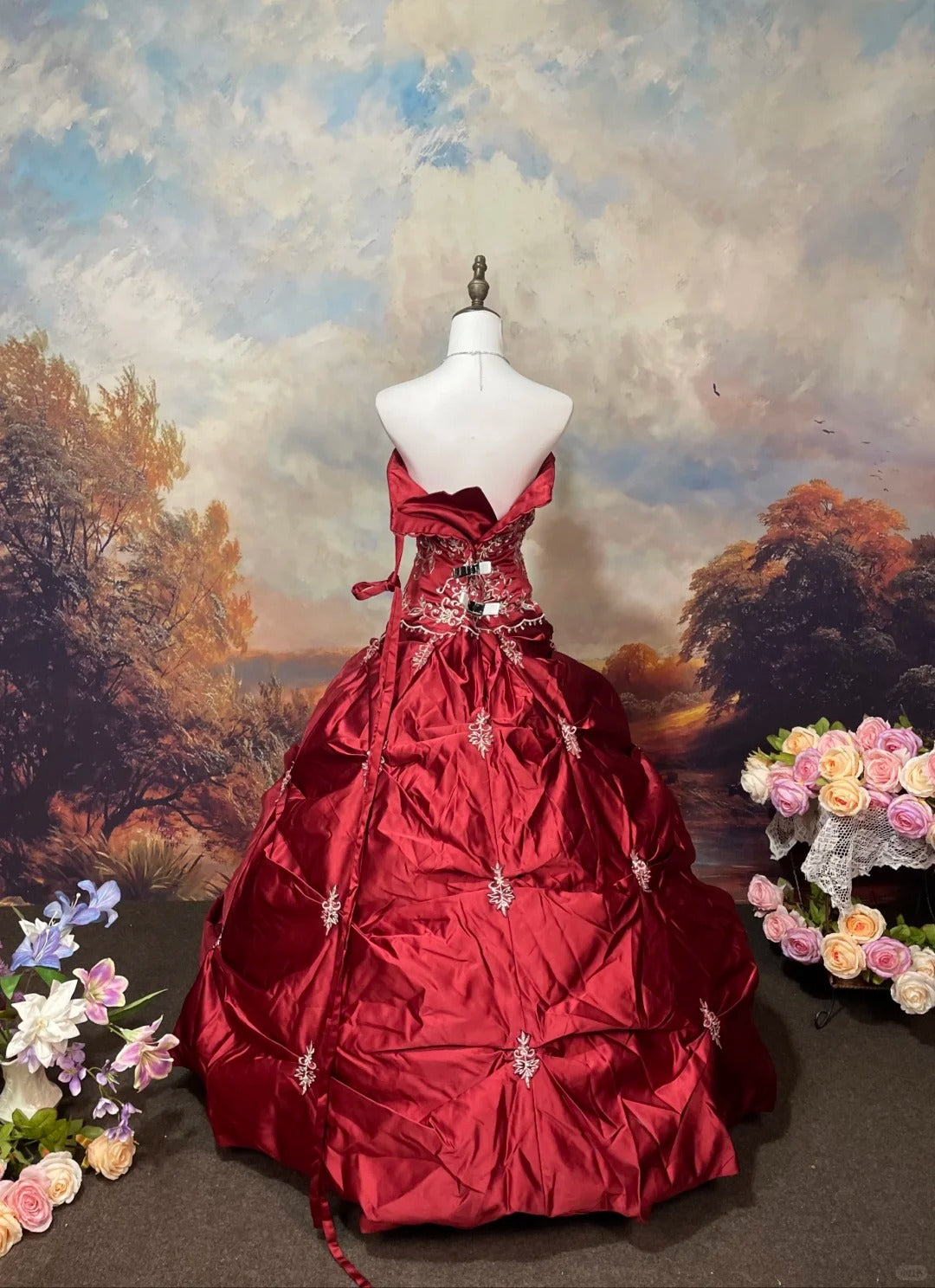 Red exquisite silver beaded satin floor-length vintage long ball gown nv5155