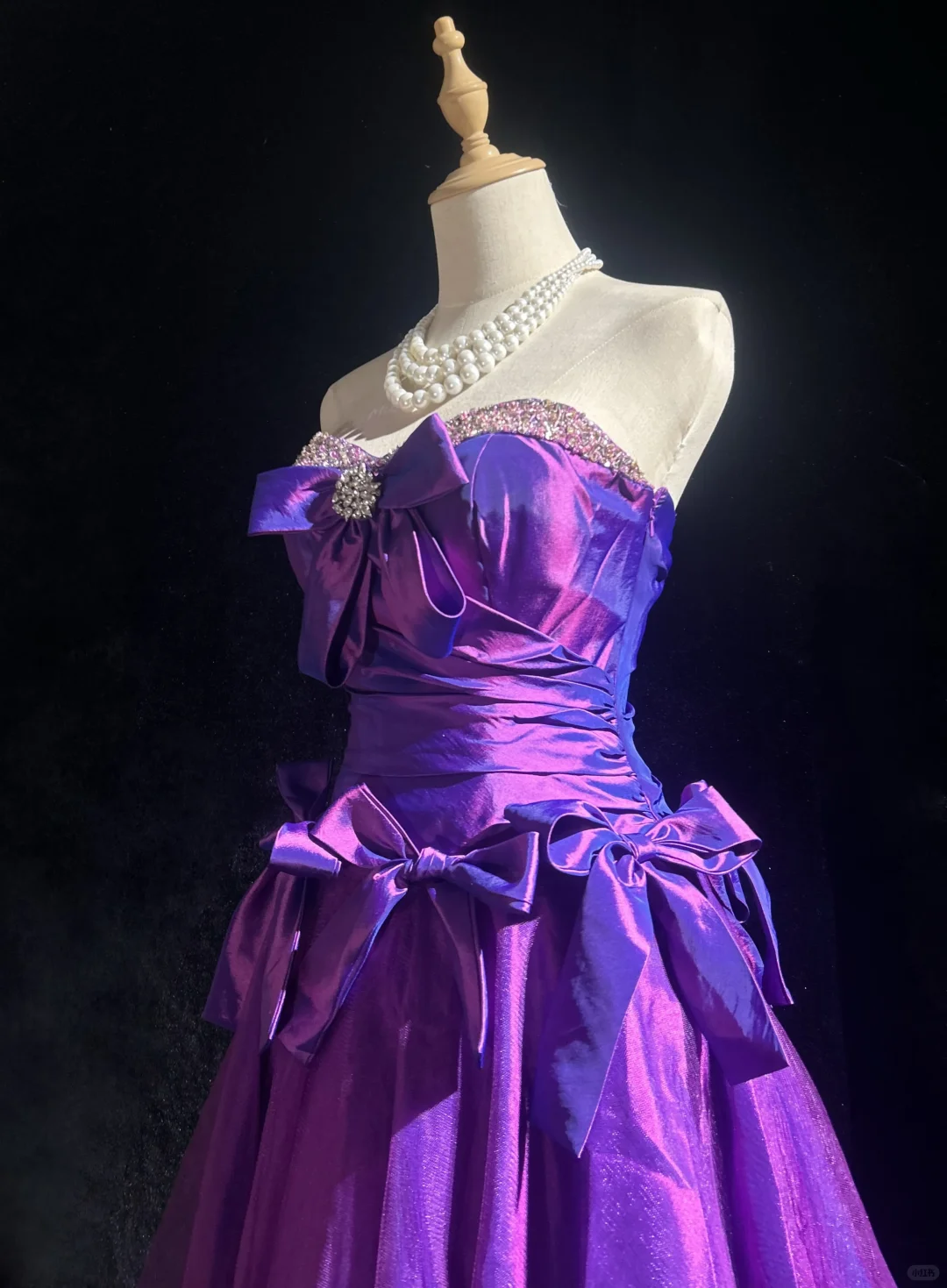 Strapless Purple Short Prom Dress Rhinestone Trim Satin Bows Voluminous Tulle Mini Formal Gown  NV6898