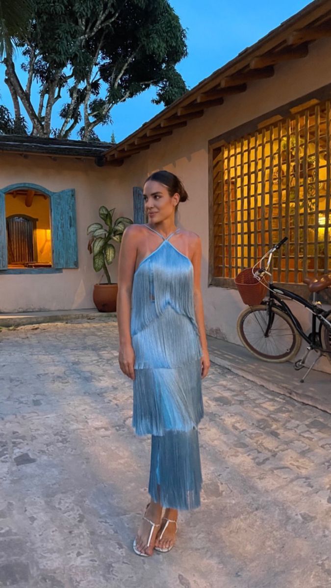 Robe longue de soirée à bretelles et pompons bleus nv2691