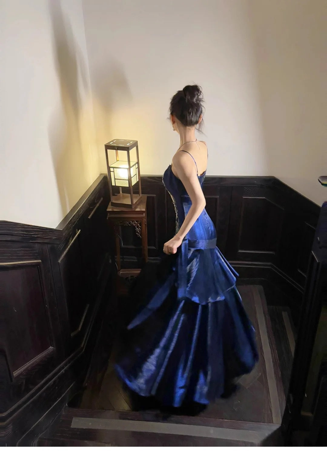 Robe de soirée sirène bleue à volants, tenue de soirée légère et luxueuse, idéale pour les petites personnes, nv4543