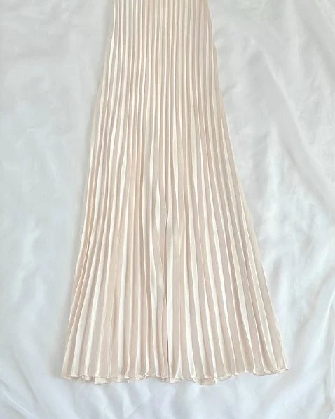 NiceVestidos - Robe de bal longue et simple en satin plissé à bretelles spaghetti, robe rétro Nv5630