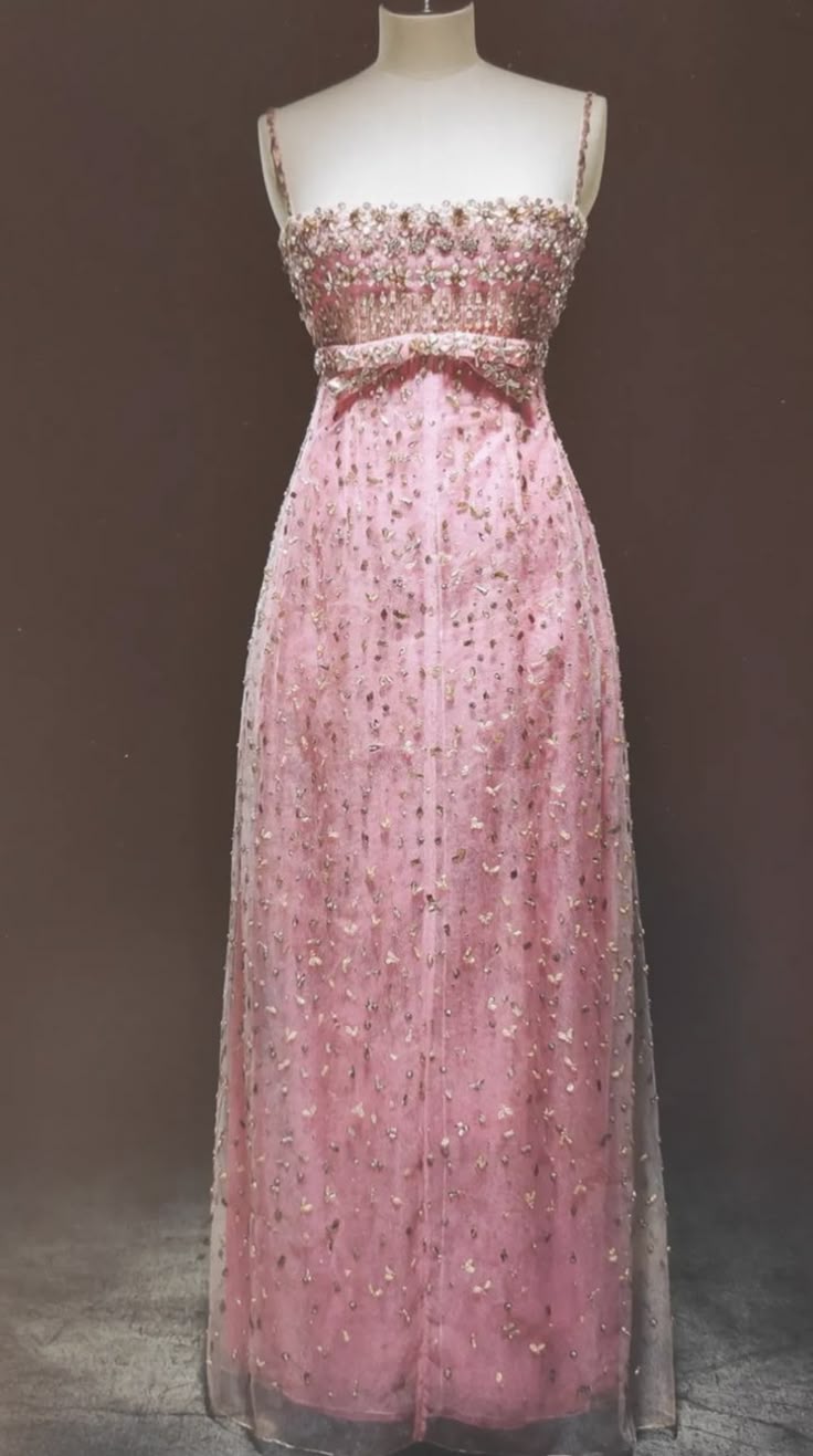 Rosa Luxus Wunderschöne Exquisite Perlen Lange Tüll Spaghetti Strap Ballkleid Abendkleid Geburtstag Party Kleid nv3752