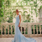 Hellblaues, schlichtes und elegantes, fließendes Kleid mit V-Ausschnitt, tiefem Ausschnitt und vielen Bändern, um Eindruck zu machen, Ballkleid, Abendkleid, Hochzeitskleid für Gäste, Partykleid nv2576