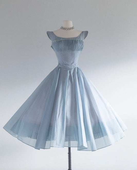 Blaues Tüll-Tube-Top, modisches langes, plissiertes Homecoming-Kleid, Partykleid, NV3044