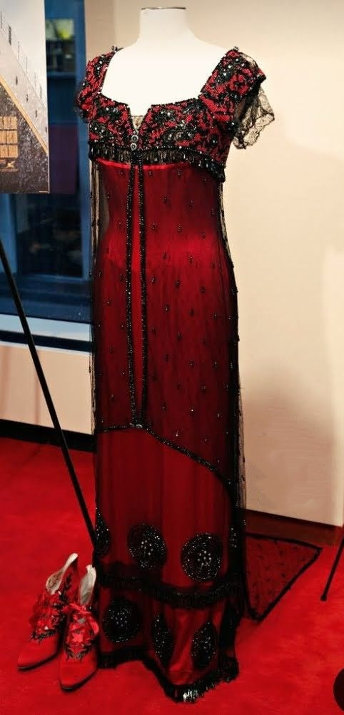 NiceVestidos – Burgunderrotes, exquisites, perlenbesetztes, langes, elegantes Retro-Abendkleid NV5886