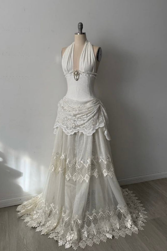 NiceVestidos--Vintage Lace Halter High-End Gown, Court Style Deep V Corset Multi-Layer Embroidered Long Train Wedding Dress NV5890