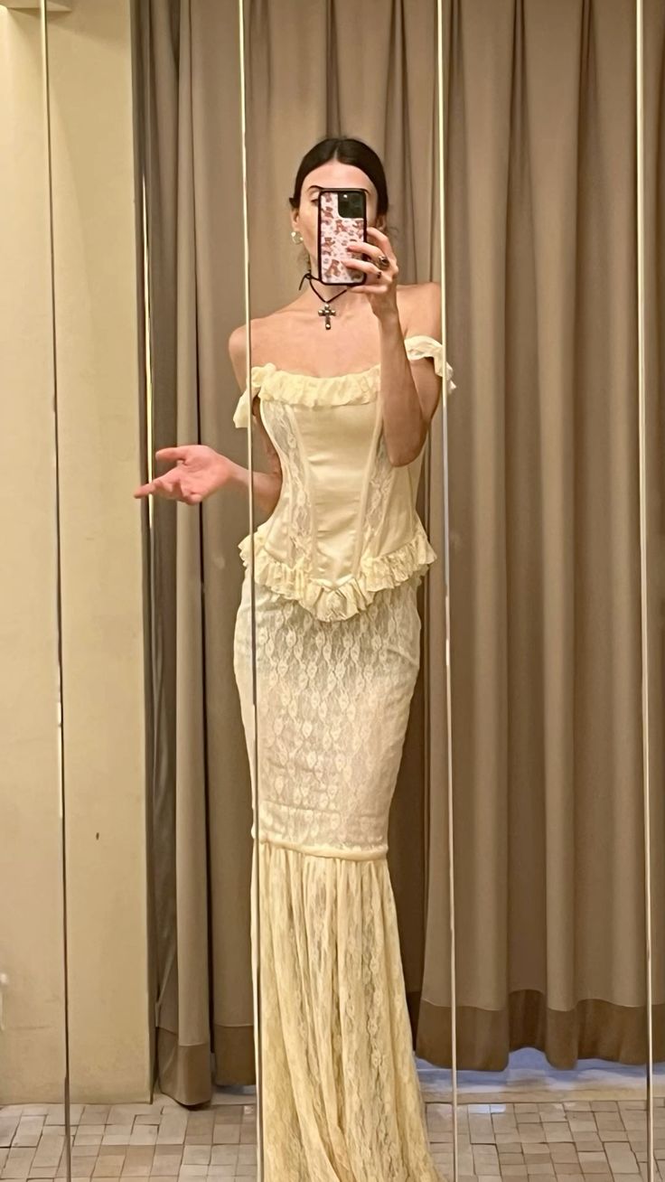 Yellow Elegant Fashion Long Vintage Lace Ball Gown Evening Dress Party Dress nv4163