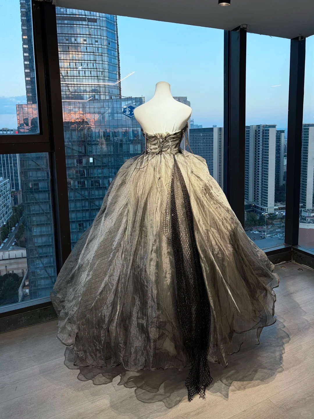 Strapless Black Gold Ombre Shimmer Ball Gown Ruched Bodice Chain Tassel Irregular Ruffle Long Prom Dress  NV7023