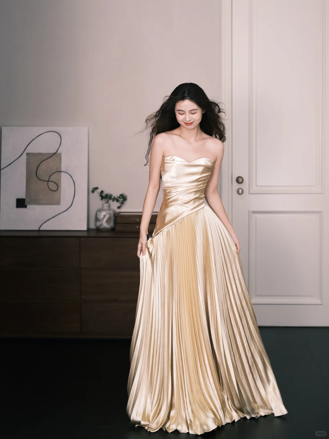Sweetheart Strapless Champagne Satin Pleated Evening Dress  NV7363