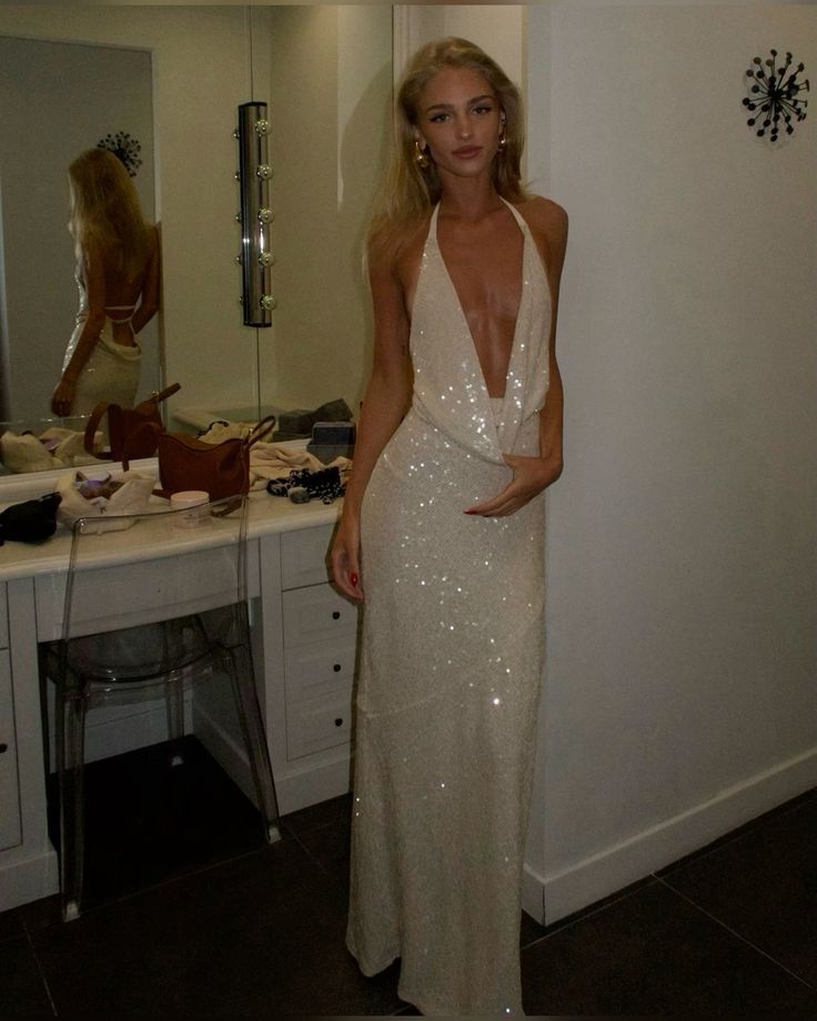 Robe de soirée longue à paillettes sexy et décolleté en V et col pivotant Champagne nv2114