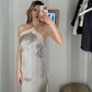 Hellsilbernes, modisches, trägerloses, schulterfreies, schmal geschnittenes Spitzenkleid mit langer, eindrucksvoller Ballkleid-Abendkleid-Partykleid nv2577