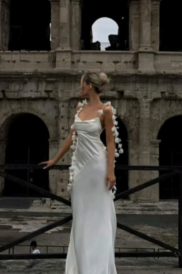 White Fashion Elegant Lace Long Satin Prom Dress Evening Dress Wedding Guest Party Dress nv4808