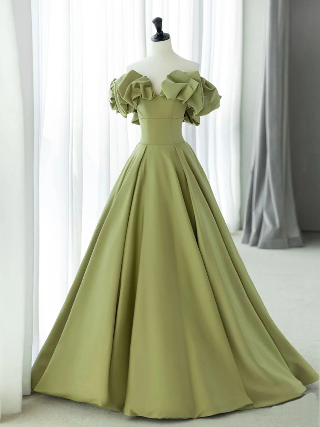 Grünes langes Ballkleid aus Satin in A-Linie, nv2164