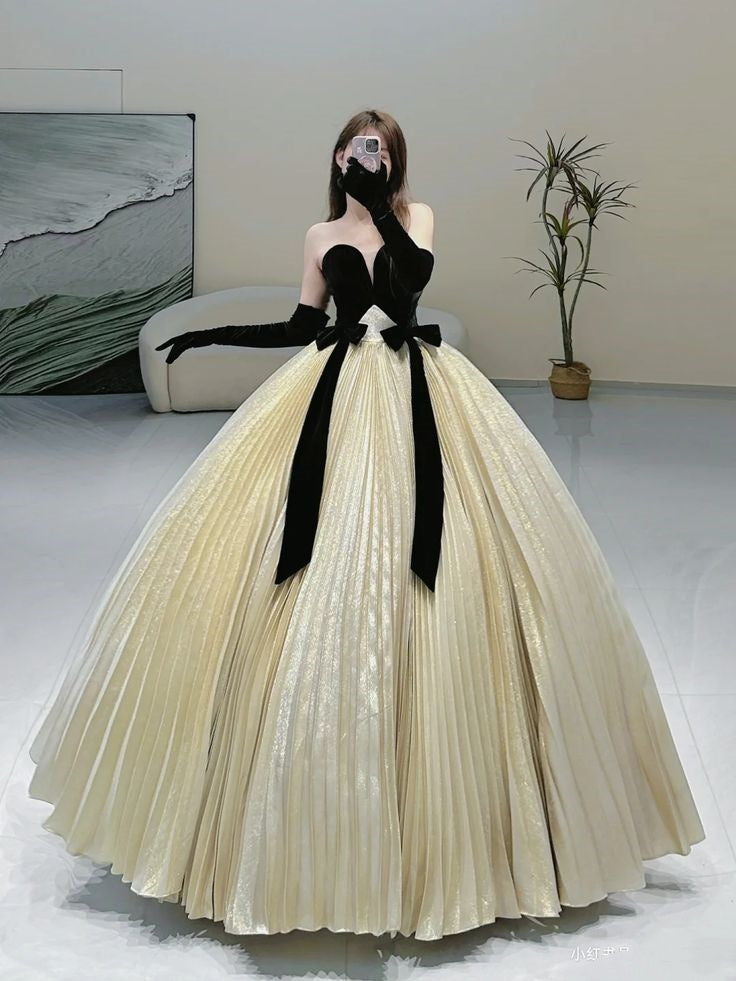 NiceVestidos-_Black And White Simple And Stylish Long Floor-Length Dress NV6071