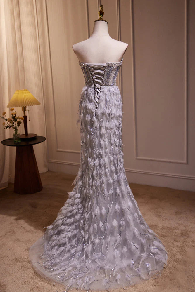 Robe de soirée longue sirène en tulle pailleté à épaules dénudées avec plumes perlées nv2048