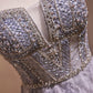 Robe de soirée longue sirène en tulle pailleté à épaules dénudées avec plumes perlées nv2048