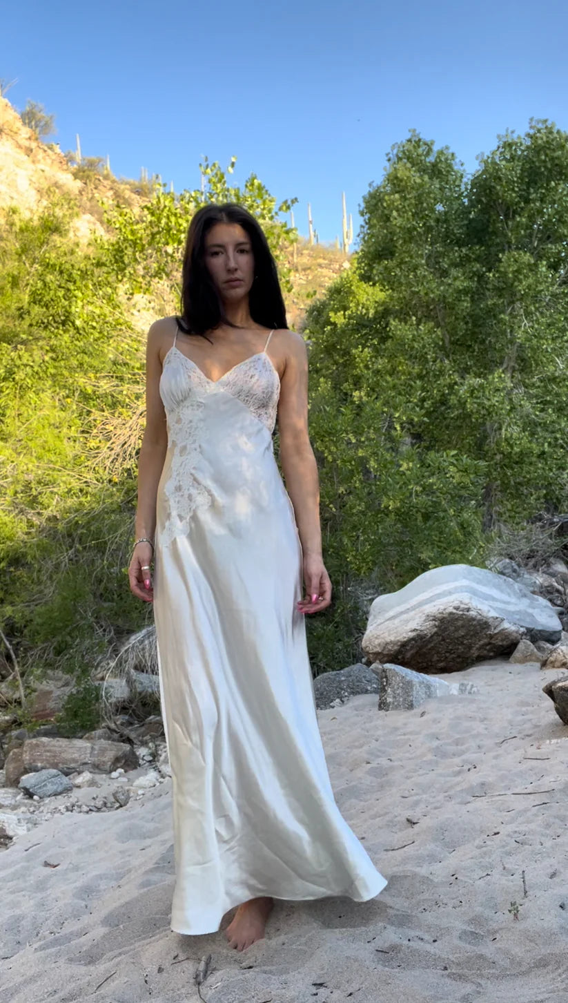 Ivory Stunning Floral Lace Adjustable Spaghetti-Shoulder Floor-Length Edgy Long Satin Cocktail Party Dress party dress nv4105