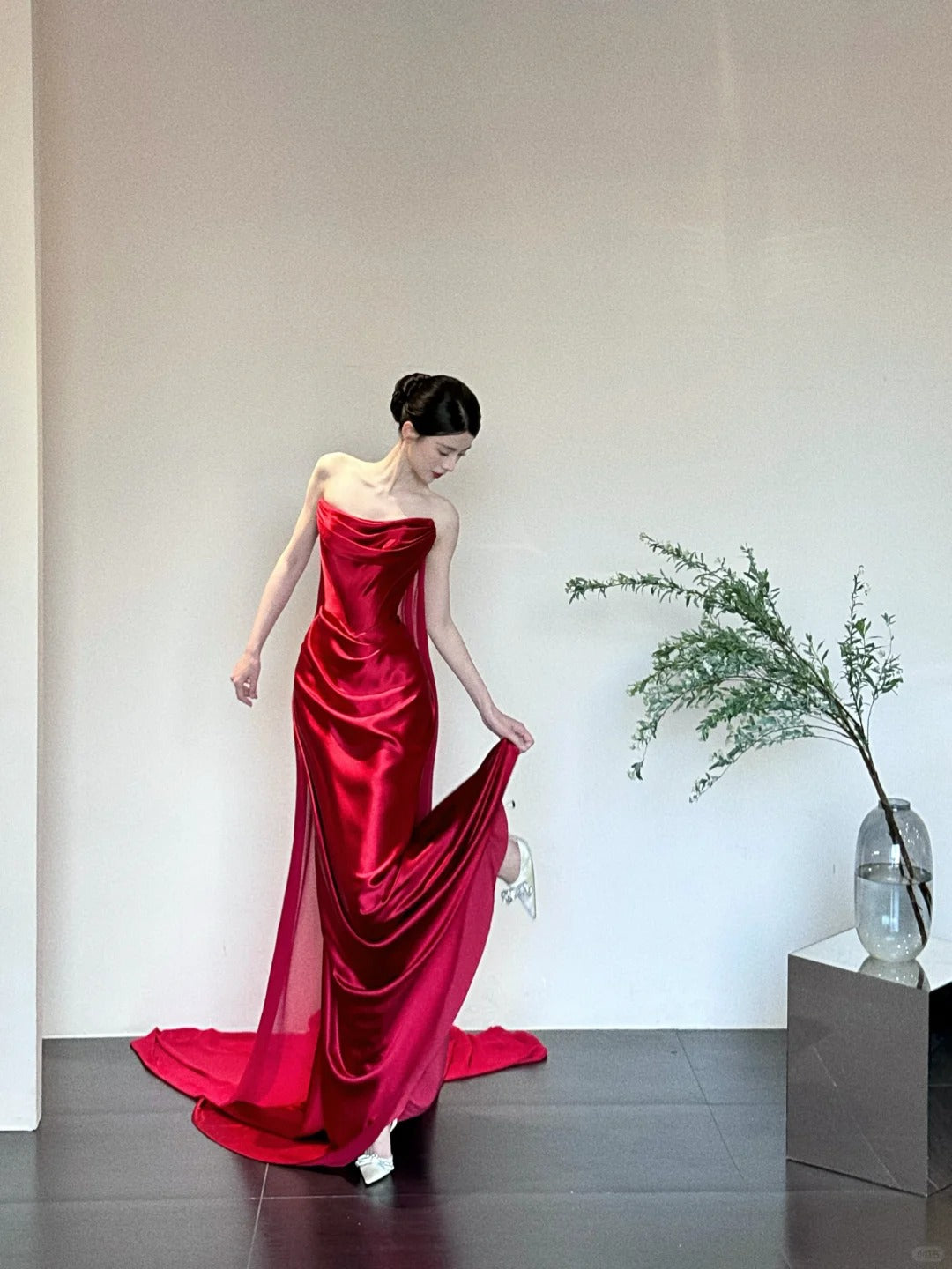 Red Fashionable Gorgeous Elegant Exquisite Long Satin Mermaid Floor-length Tail Ball Gown Evening Gown Wedding Dress nv4057