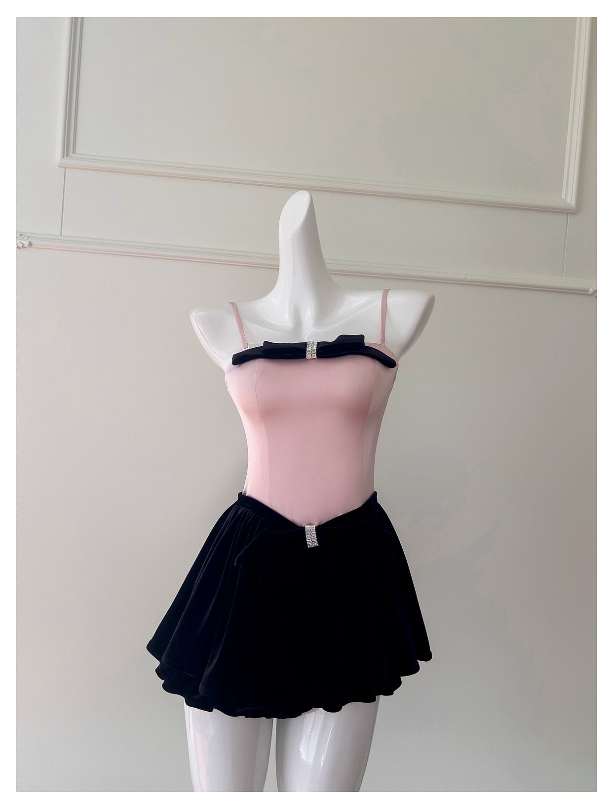 NiceVestidos-Short Homecoming Dress, Black, White, Pink, Strapless Dress, Slim Waist, Petite Dress nv5549