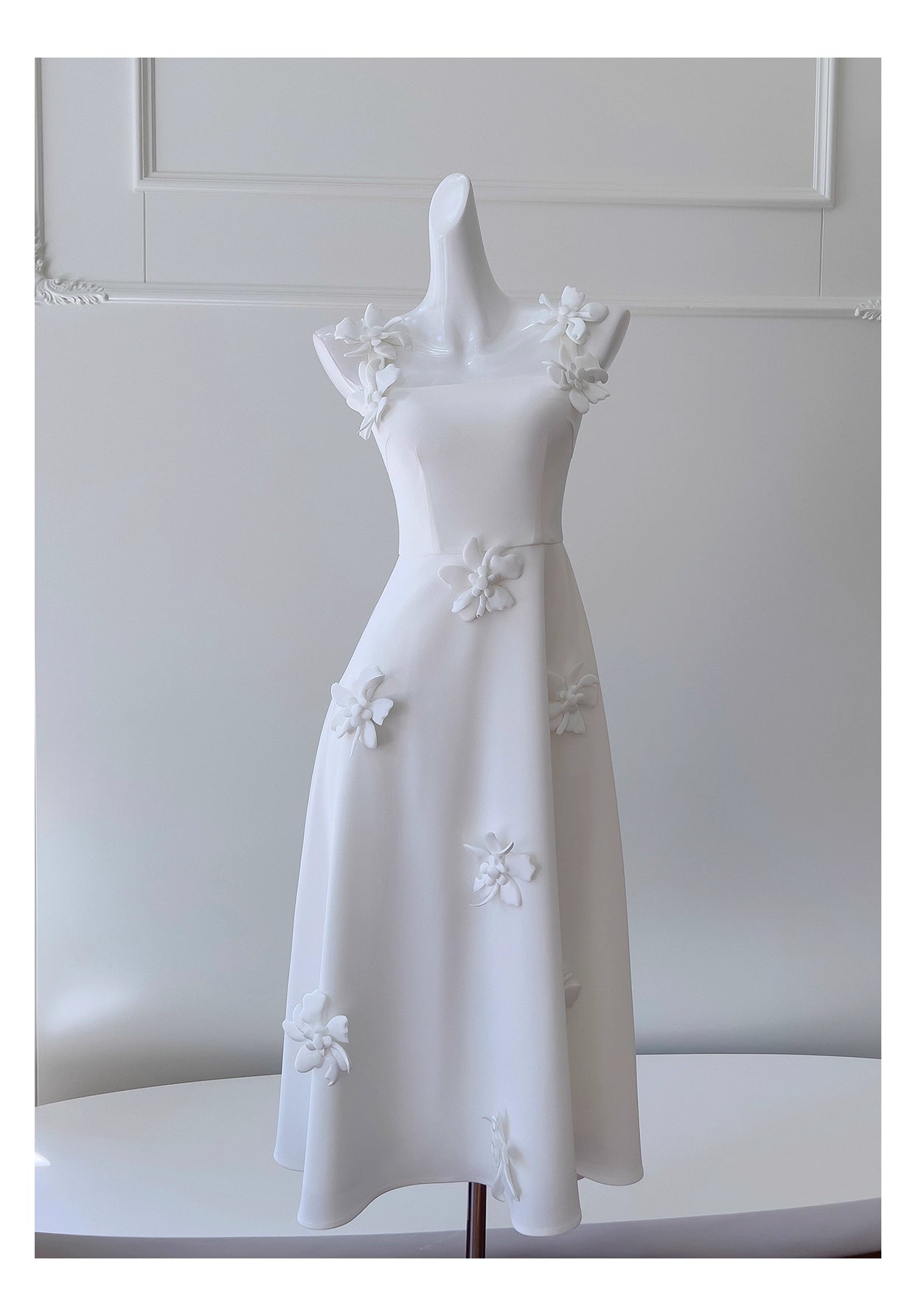 NiceVestidos - Robe de soirée blanche à bretelles et fleurs, coupe amincissante, style rétro français, pour femme, nv5556
